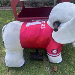 University of Alabama 6V Plush Big Al Ride-On with Team Bus Included Electric Mall Cart