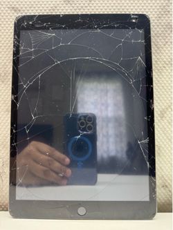 Apple iPad 9th Gen A2603 Space Gray FOR PARTS Broken Screen No Power AS-IS