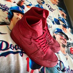 Jordan 1 Retro Red Suede Size 8.5