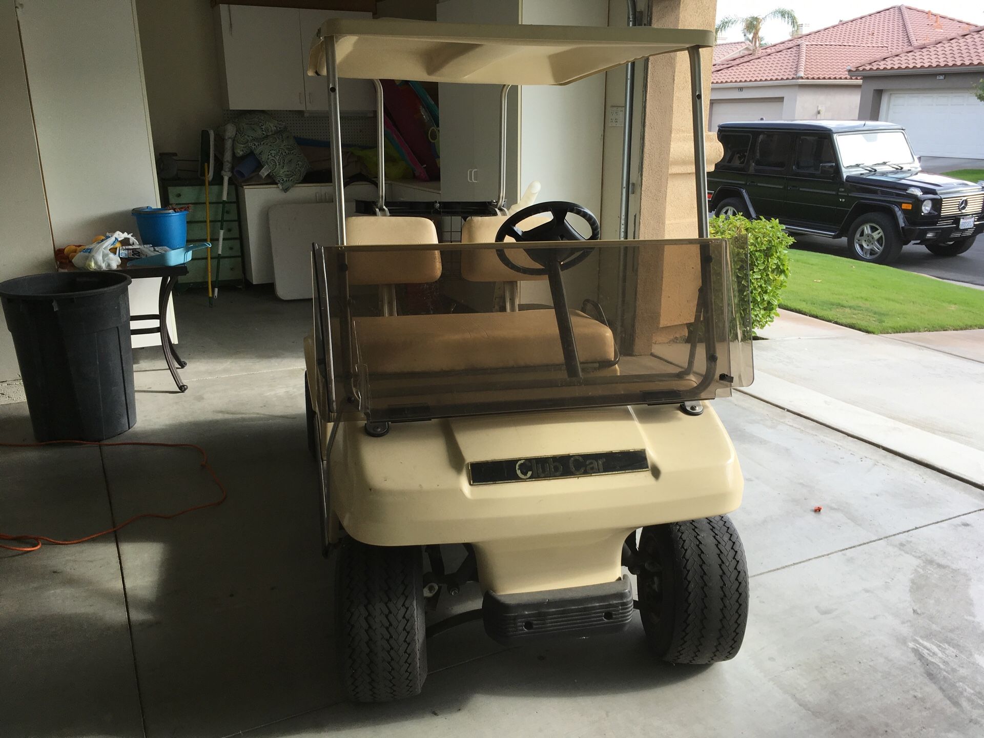 Golf cart