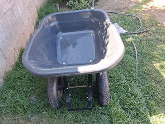 Gorilla 8cu ft dual front tire wheel barrel