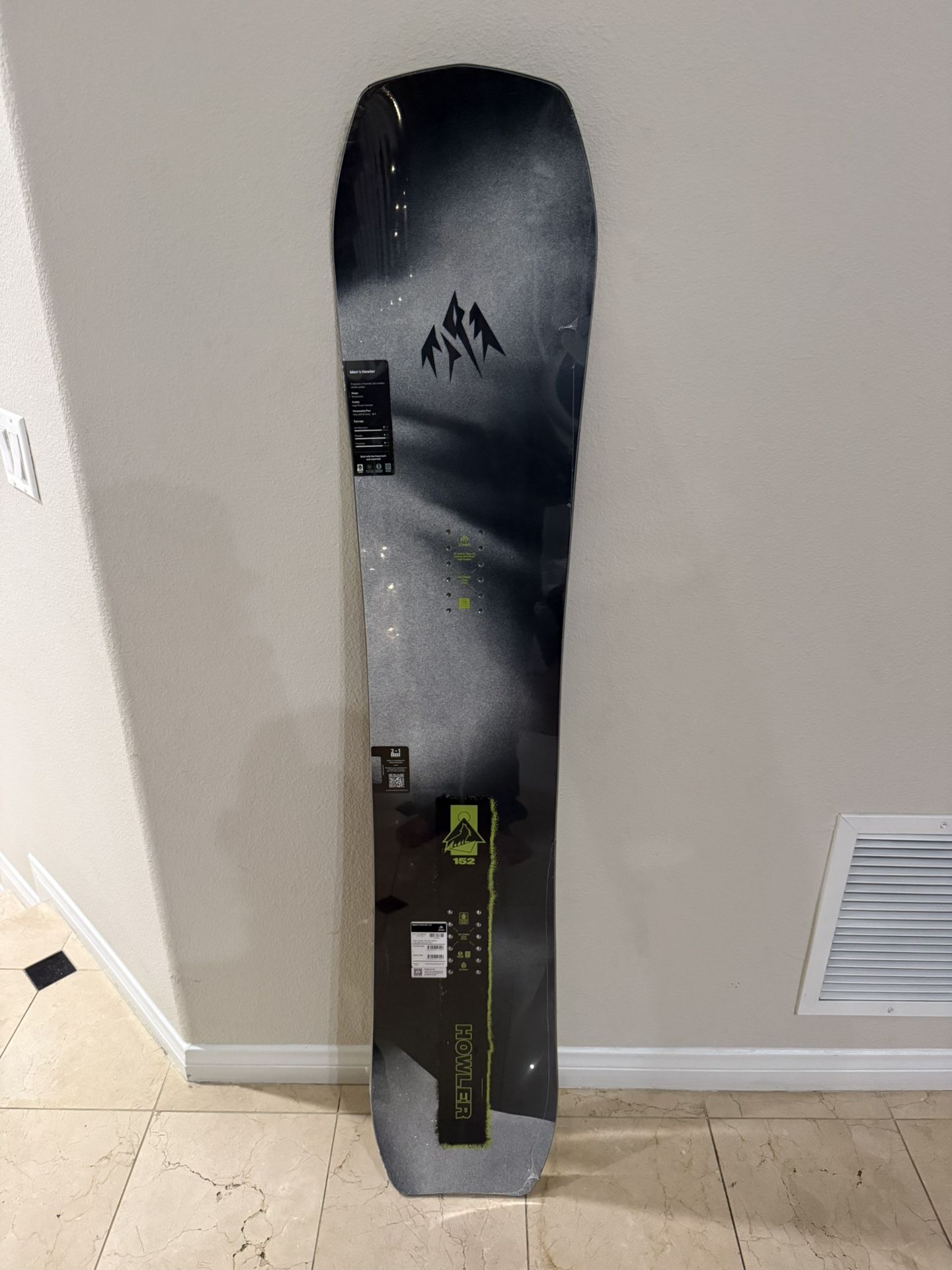 Jones Snowboard Howler 2026 - 152 - NEW