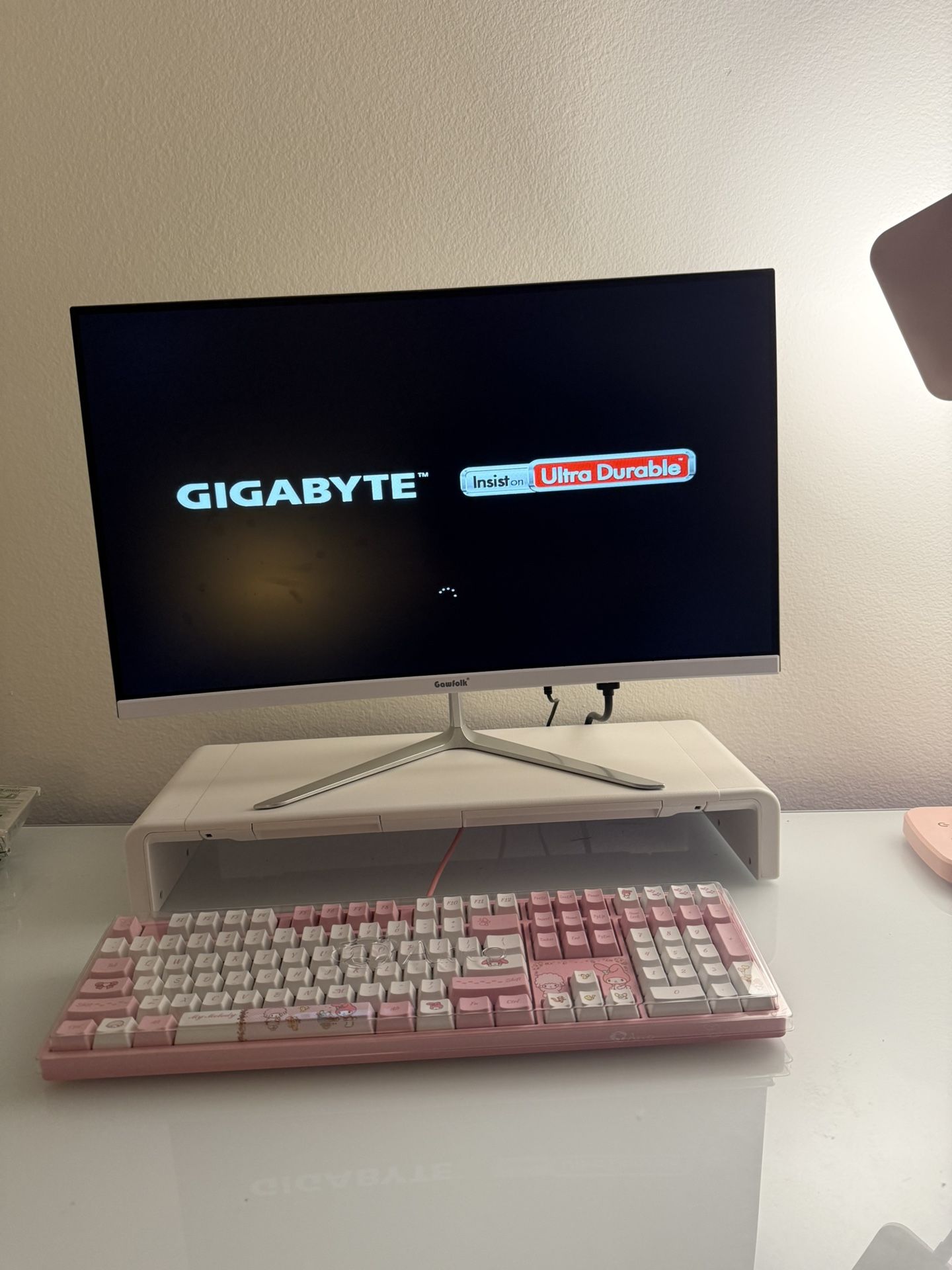 White Computer Monitor 180 Hz 