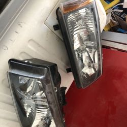 Headlights 04 Silverado