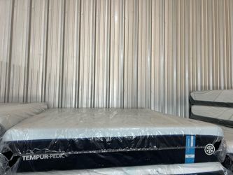King tempurpidec mattress
