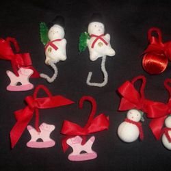 Vintage Chenille Pipe Cleaner Tiny Christmas Ornaments Lot - for
