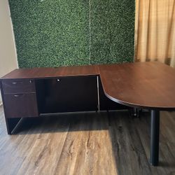 Nice Desk