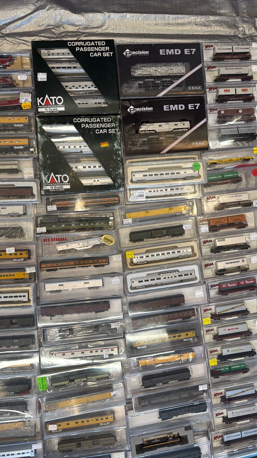 N Gauge Train Collection β Huge Lot! 250+ Trains
