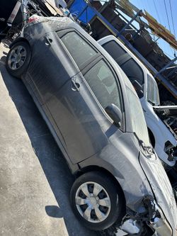 2011 Toyota Matrix(Parts only)