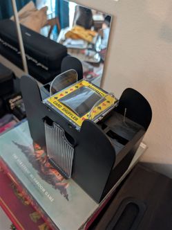 Card shuffler