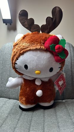 Hello Kitty Christmas greeter