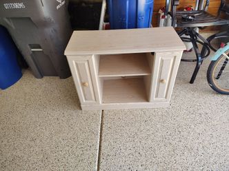 Tv table