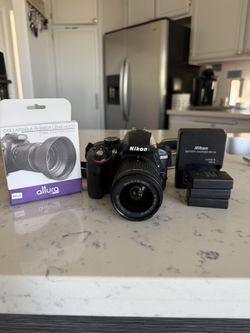 Nikon D3300 camera & Accessories 