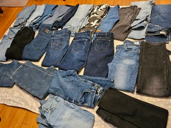 Lote de pantalones de mesclilla, mas informacion Abajo