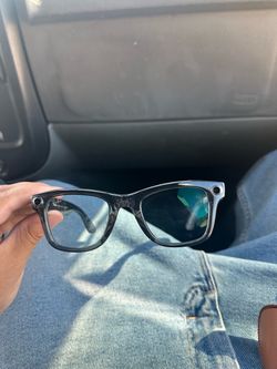 Meta glasses