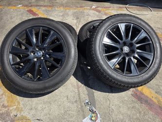 OEM 18" TOYOTA HIGHLANDER Hybrid 2023-2026 Wheels With Tires