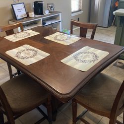 PRICE REDUCED!! Extendable 8 Chair Dining Table!