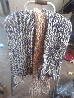 Bufandas $10dls por las 2