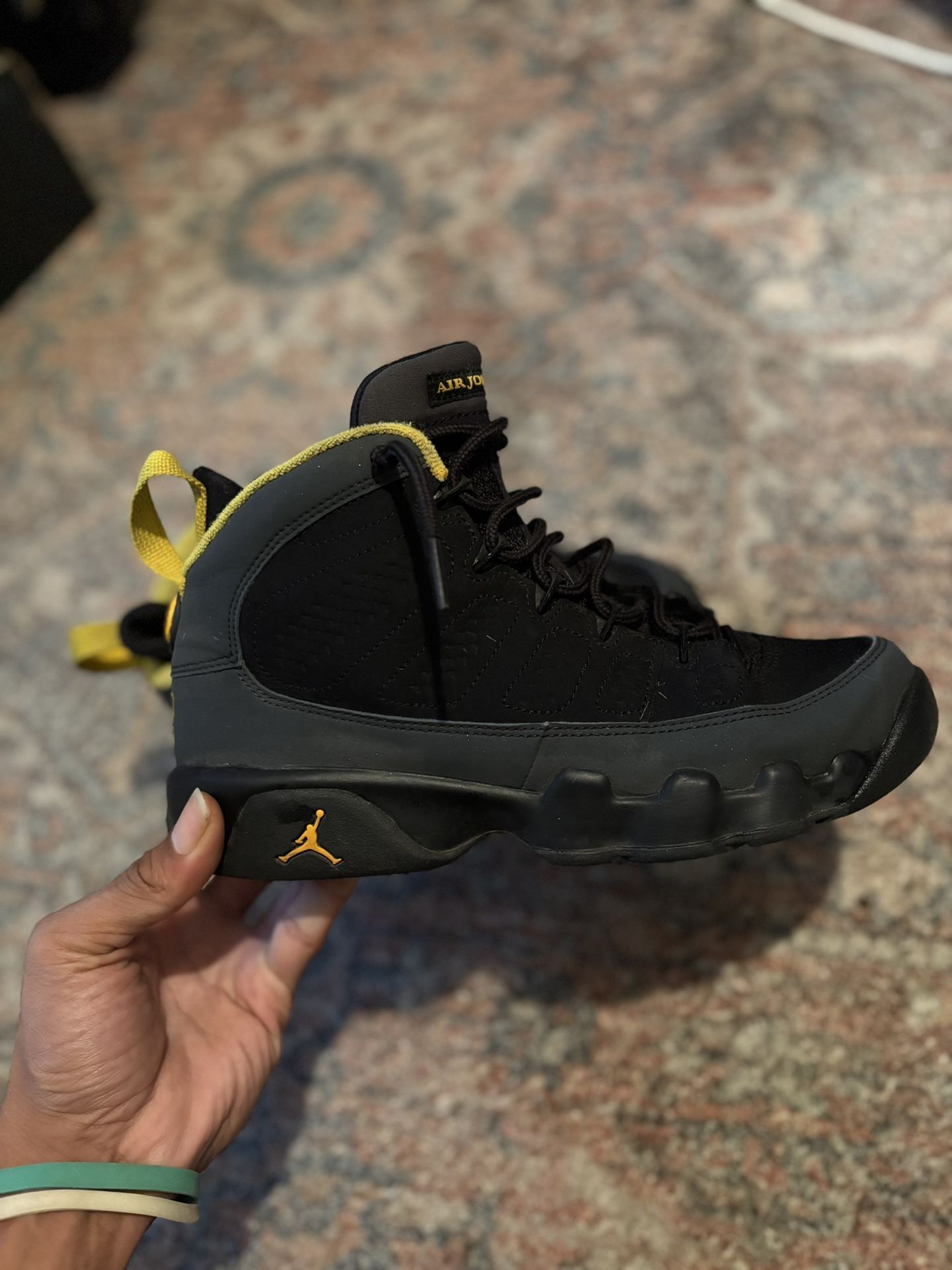 Jordan 9s Size 7y 