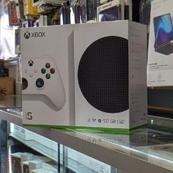 Xbox One Available 