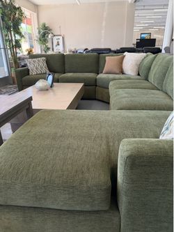Seccionales Disponibles () Sectional in Stock