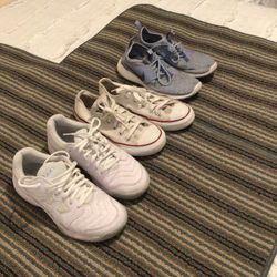 Tenis  Casics  6 1/6  Converse  Size 6   NIKE Size 6 $15  C/U O $30 Por Los 3 Pares  