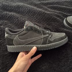 Travis Scott Phantoms 