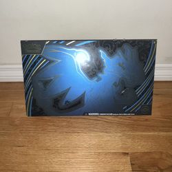 Charizard E Ex Premium Collection Box