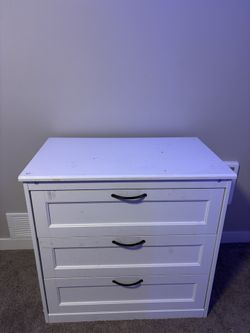 White IKEA Dresser (Fully Built)