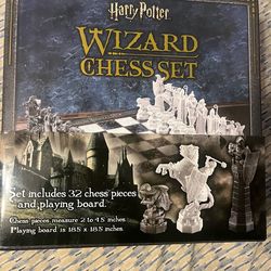 Harry Potter Chess Set