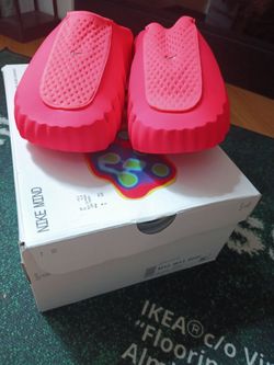 Women Nike slides