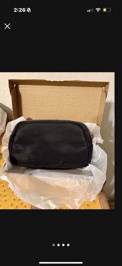 NIB black Fanny Pack 