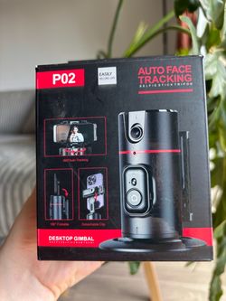 P02 Auto Face Tracking Desktop Gimbal Tripod