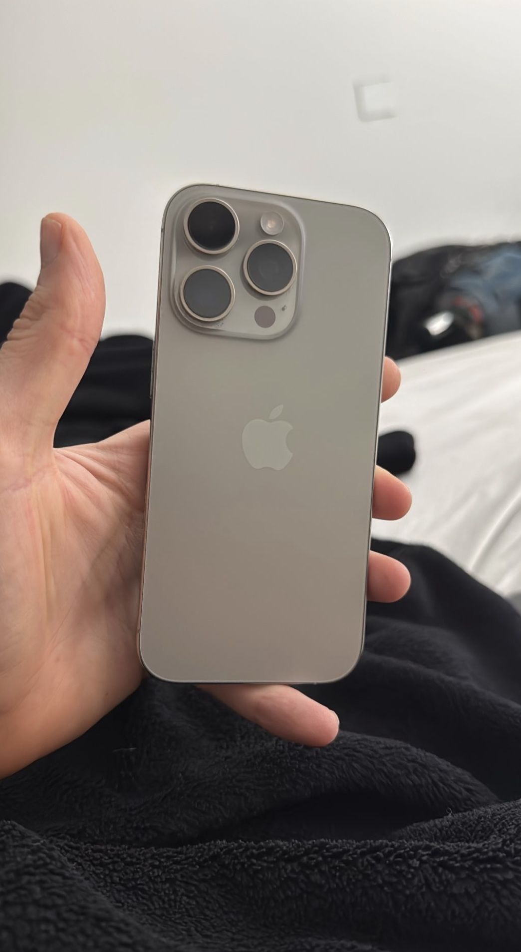 Apple iPhone 16 Pro Natural Color Parts Only
