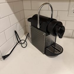 Nespresso pixie Titanium + Aeroccino3
