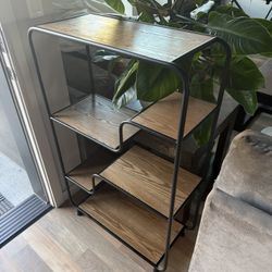 6 Tier Wooden Shelf w Metal Frame