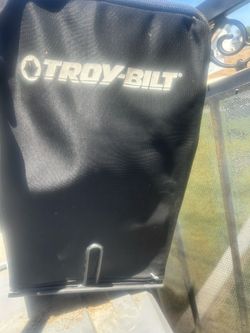 Troy built grass bag