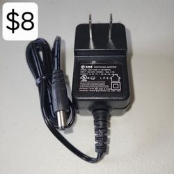 Power Adapter 12 volt 1 amp New