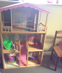 Doll house