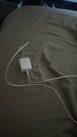 Apple C type to Lighting charger iPhone