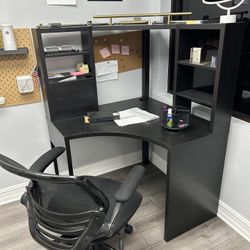Desk & Chair