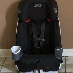 PRACTICALLY NEW GRACO NAUTILUS CONVERTIBLE CAR SEAT 3 IN 1