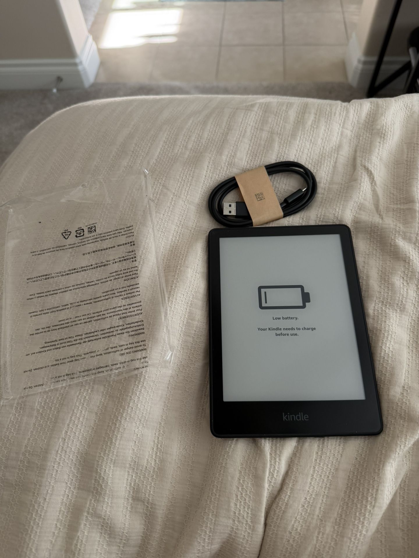 Amazon Kindle paperwhite