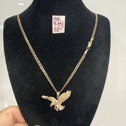 10K Solid Gold Chain And Pendant 8.7Gr 22 Inches Long 