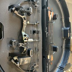 Bear Cruzer Lite Compound Bow