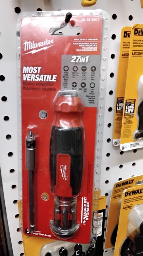 MILWAUKEE 27 IN 1 MULTI - BIT DRIVER