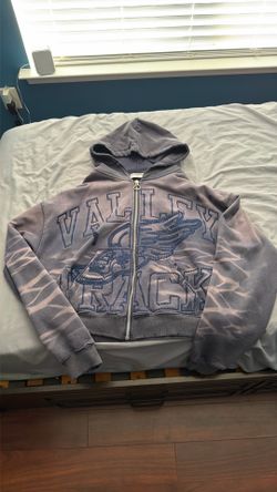 Vale sports division men’s extra large purple hoodie