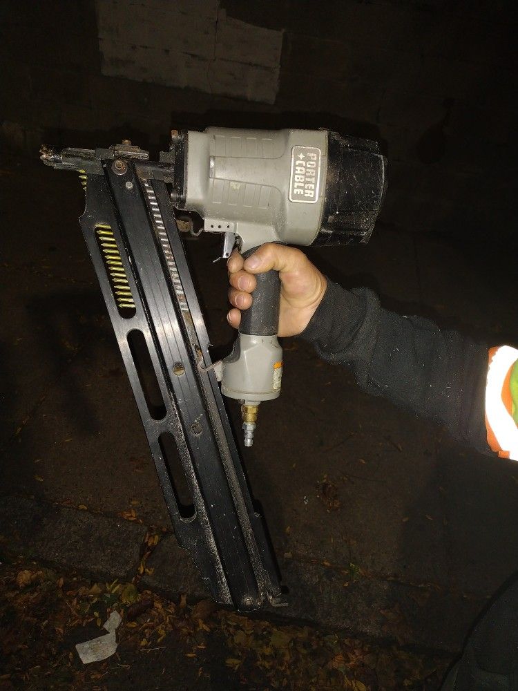 Porter Cable Framing Gun, Nails 50' Hose