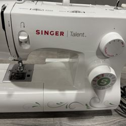 Singer Talent Sewing Machine 