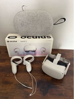 Oculus Quest 2 with box and carry case